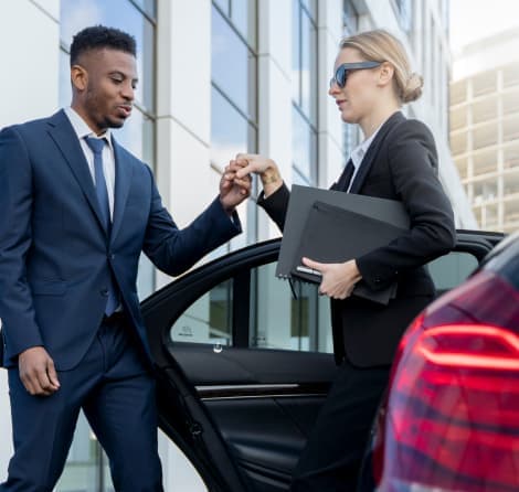Reliable airport taxi driver in Cherry Hills Village, CO
