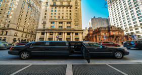 1-6 passenger limo to DIA airport in Cherry Hills Village, CO