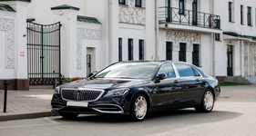 Sedan taxi to DIA airport in Cherry Hills Village, CO